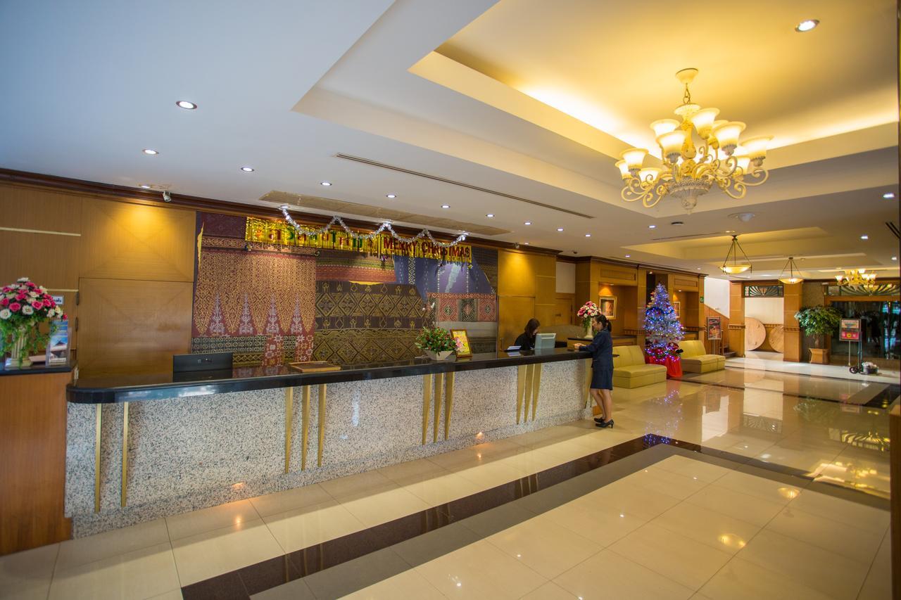 Seeharaj Hotel Uttaradit Ngoại thất bức ảnh